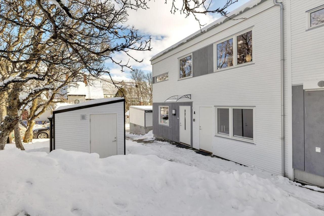 Kais Sauna, Jacuzzi, Cinema And Balcony House! Central Location Apartment Tromso Exterior photo